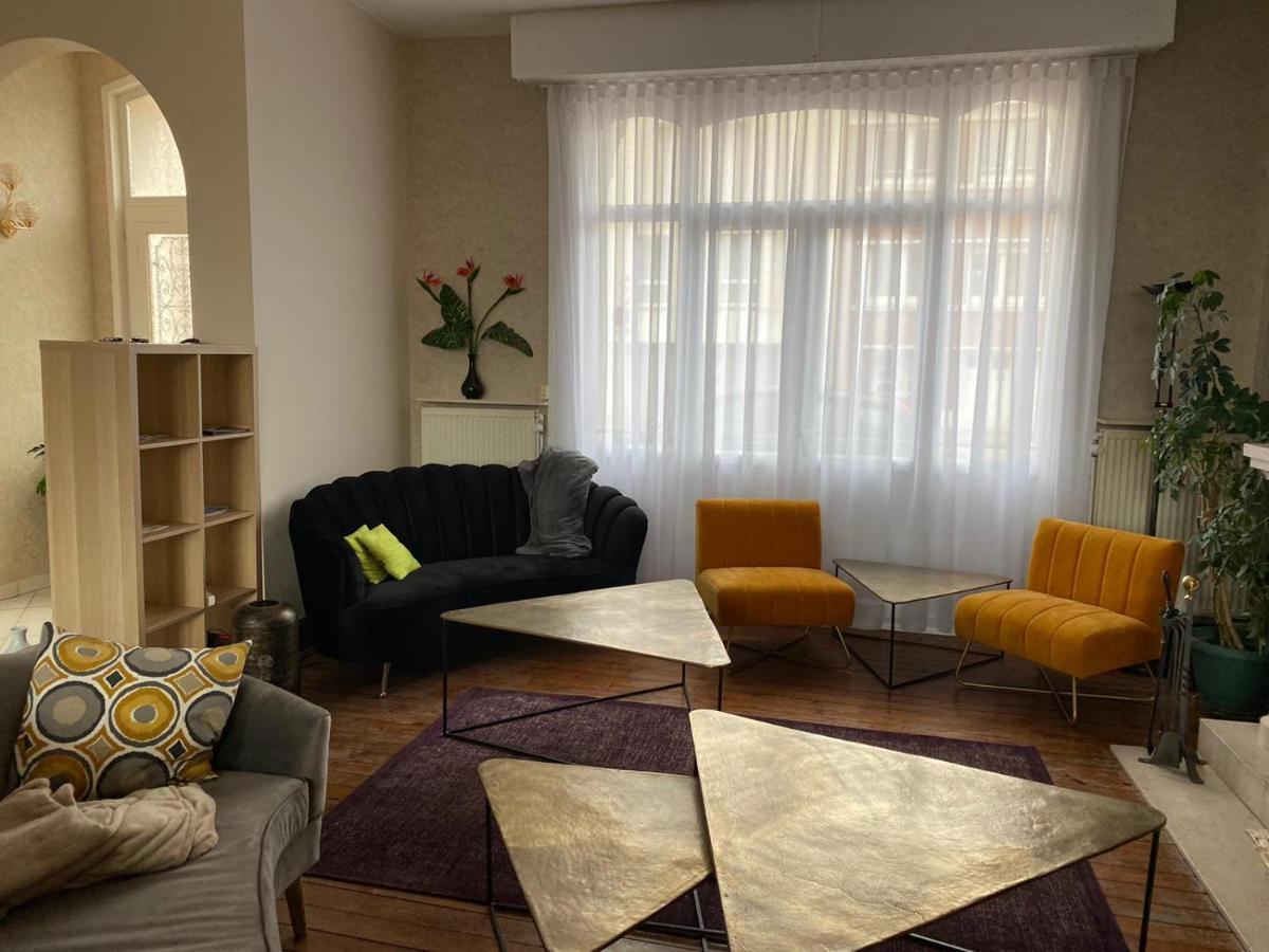 A La Villa Perroy Les Chambres Sont Spacieuses Et Les Petit-Dejeuners Offerts Dunkirk Exterior photo
