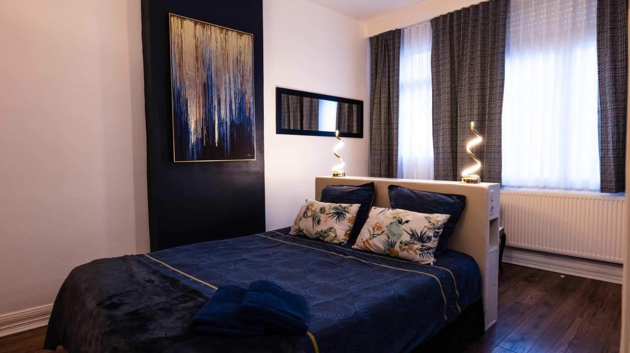 A La Villa Perroy Les Chambres Sont Spacieuses Et Les Petit-Dejeuners Offerts Dunkirk Exterior photo