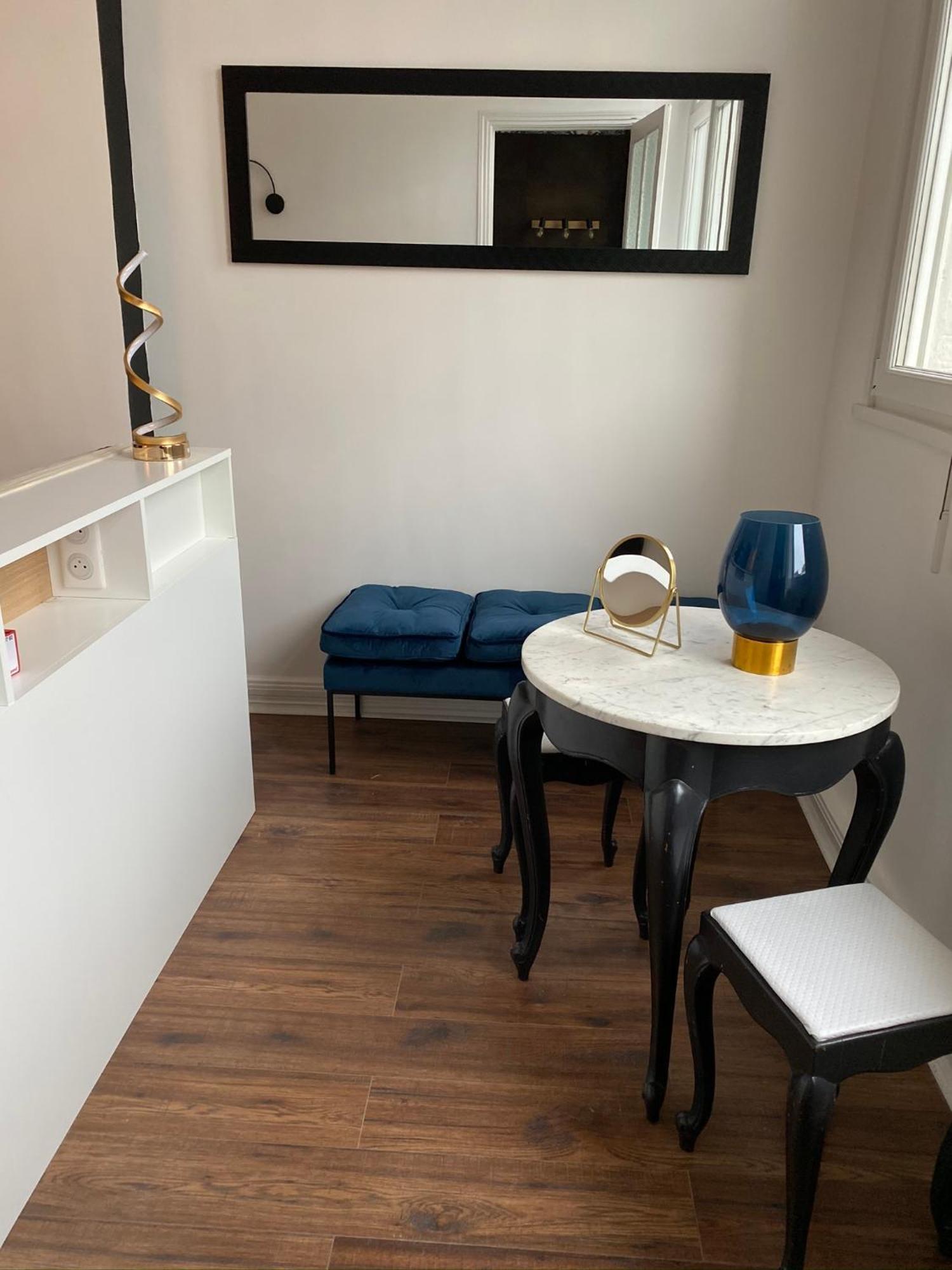 A La Villa Perroy Les Chambres Sont Spacieuses Et Les Petit-Dejeuners Offerts Dunkirk Room photo