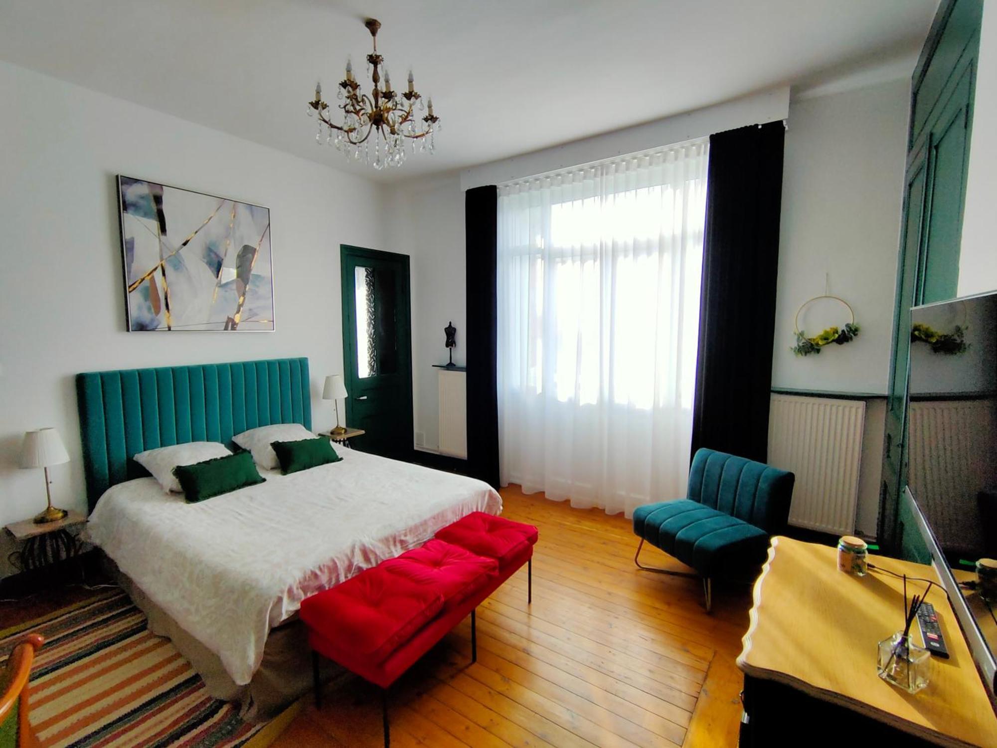 A La Villa Perroy Les Chambres Sont Spacieuses Et Les Petit-Dejeuners Offerts Dunkirk Exterior photo